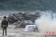 宝宝取名西藏军区某部高原峡谷实弹射击 锤炼实战能力
