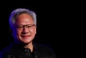 宝宝取名英伟达黄仁勋：编程人工智能如今就像训练一个人